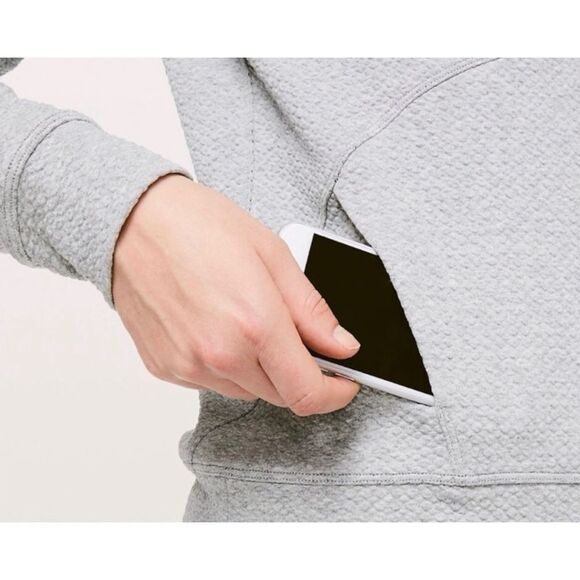 Lululemon Catch A Moment Crew Sweatshirt Size 4 Heathered Core Light Grey - Picture 6 of 8